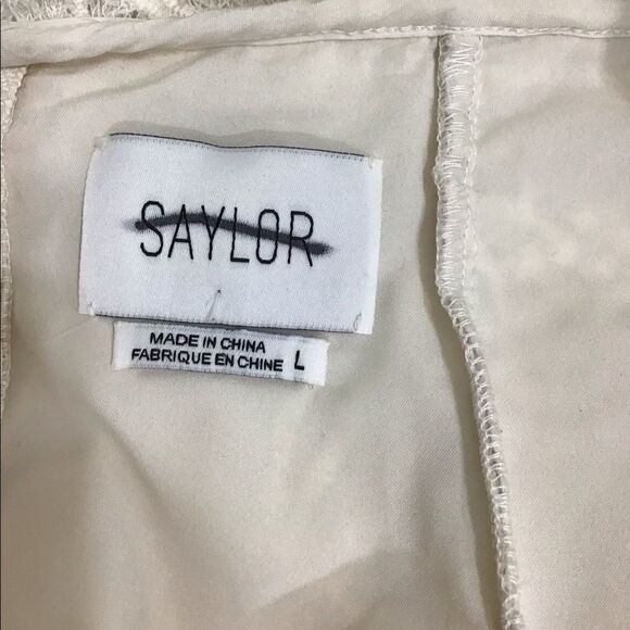 SaylorJessa Flower Appliqué Rose Gold Lace Mini Dress Size Large - Picture 2 of 13